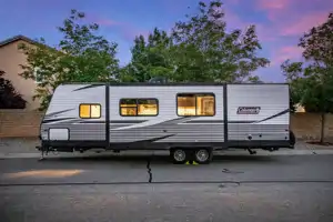 Rv Rentals Way of Life's Dutchmen Coleman Lantern 285BH Travel Trailer LC2