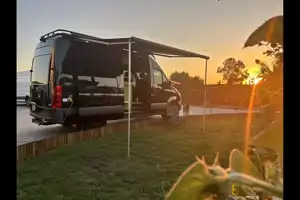 "Avocado" - SPRING LE TOUR's Mercedes 144 High Roof Van