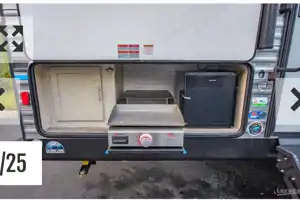 Portzen’s Luxury Travel Trailer for 9