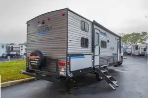 Portzen’s Luxury Travel Trailer for 9