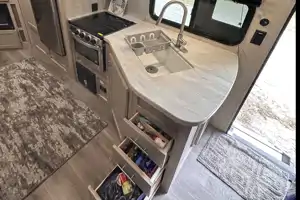Portzen’s Luxury Travel Trailer for 9