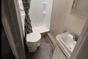 Portzen’s Luxury Travel Trailer for 9