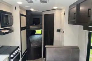 Foothill Rentals, Jayco 224BH Travel Trailer