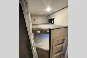 Jacob's Keystone Hideout 272BH Travel Trailer