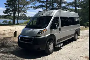 Luxurious Class B Camper Van 4 person Jayco Swift 20A