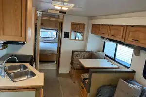  Forest River Sun Seeker Class C