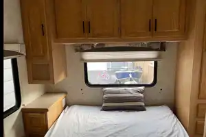  Forest River Sun Seeker Class C