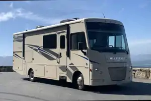 Fun Time Travel Winnebago Vista 29VE  $300/nt. High Season  $275/nt. Low Season