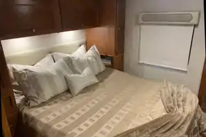 Fun Time Travel Winnebago Vista 29VE  $300/nt. High Season  $275/nt. Low Season