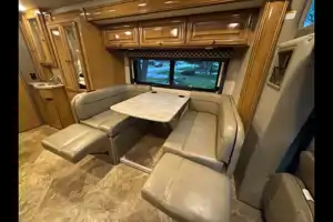 Arthur 's Thor Motor Coach Siesta Class C