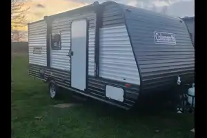 PJ's Coleman 17b Travel Trailer