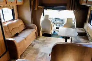 Tom Tom Coachmen Leprachaun Class C