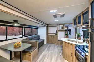 Freedom at your Fingertips with Jim's Heartland Pioneer. We Bring the Vacation to You!