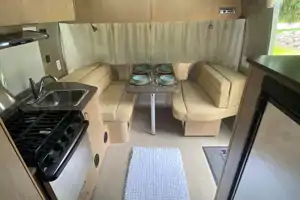 Magnolia 1 Airstream 19ft Flying Cloud **FULLY LOADED**