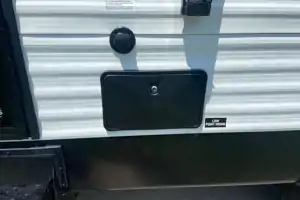 Louisa's KZ 261 BHKSE Travel Trailer