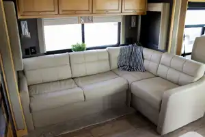 Luxury RV- 2021 Tiffin Open Road Allegro-private king bedroom, 4 slide-outs, super spacious!