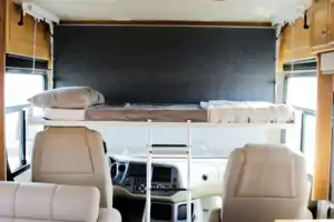 Luxury RV- 2021 Tiffin Open Road Allegro-private king bedroom, 4 slide-outs, super spacious!