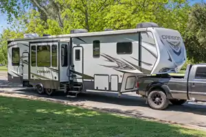 Ryker's Keystone Carbon Toy Hauler Fifth Wheel 2018