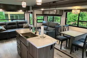 Hotel on wheels - Luxury with all the amenities