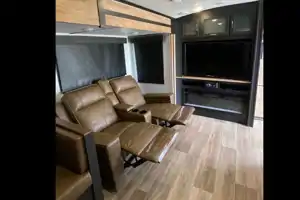“THE GLAMPER" keystone Outback 342cg/2BD /WHEELCHAIR ACCESSIBLE.