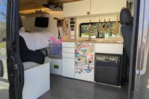 Pam's Dave and Matts Vans LV 5.1 Class B