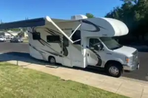 MARK's Thor Motor Coach four winds Class C