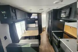 Rolling Retreats 2022 Cherokee Grey Wolf Travel Trailer