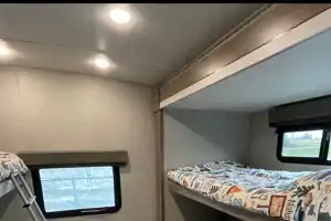 Kahrin's Grand Design Imagine 3170BH Travel Trailer -linens provided