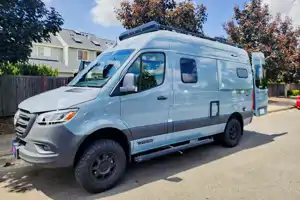 Duncan's Winnebago Revel 4x4 Class B