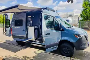 Duncan's Winnebago Revel 4x4 Class B