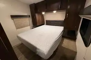 Sleeps 8 - Jayco Octane Toy Hauler