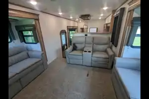 Stein’s Prime Time Sanibel Fifth Wheel