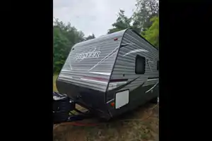Michael's Heartland Pioneer 27 Travel Trailer
