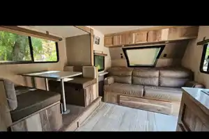 Off Road Solar Powered Palomino Real-Lite Mini RL189 Travel Trailer