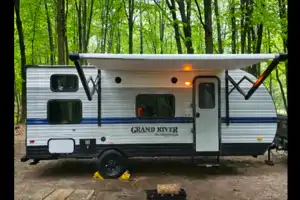 New Grand River 22MB Travel Trailer