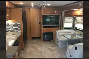 Goody's RV - Beautiful Fleetwood Bounder