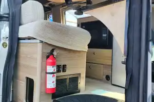 Don's Winnebago boldt 70KL Class B