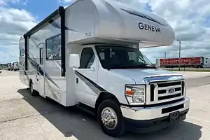WiFi - LUXURIOUS - Sleeps 7 - Fits in State Parks (2)