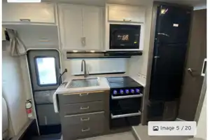 (RV-with-ME) 2025 Thor Freedom Elite 22FEF Class C