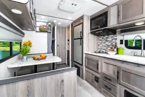 Dani Gulf Stream Innsbruck Ultra Lite Travel Trailer