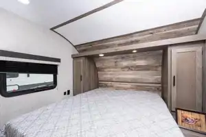 Dani Gulf Stream Innsbruck Ultra Lite Travel Trailer