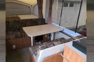 Tente-roulotte avec AIR CLIMATISÉ 