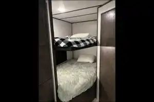 Christophor's Coleman 262BH Travel Trailer