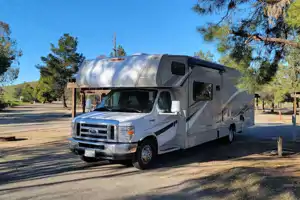 ***THE MOOSE*** '17 Coachmen SLEEPS 10!!!