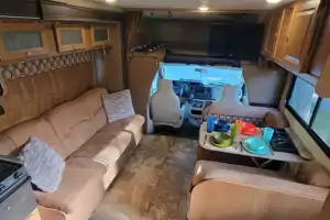 ***THE MOOSE*** '17 Coachmen SLEEPS 10!!!