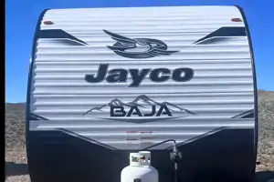2024 - Easy to tow RV