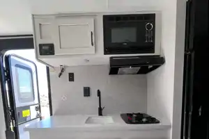 2024 - Easy to tow RV