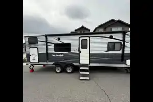Comfy Camper! 28ft 2018 Keystone Springdale