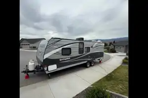 Comfy Camper! 28ft 2018 Keystone Springdale