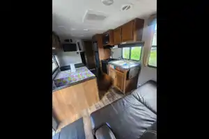 Comfy Camper! 28ft 2018 Keystone Springdale